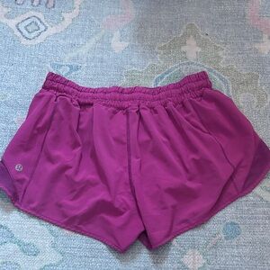 lululemon athletica Women's hotty hot shorts 
Size 8 
Good condition